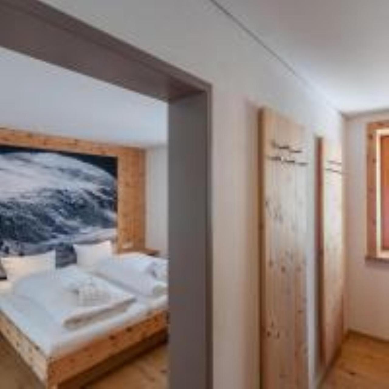 Mondschein Hotel & Chalet